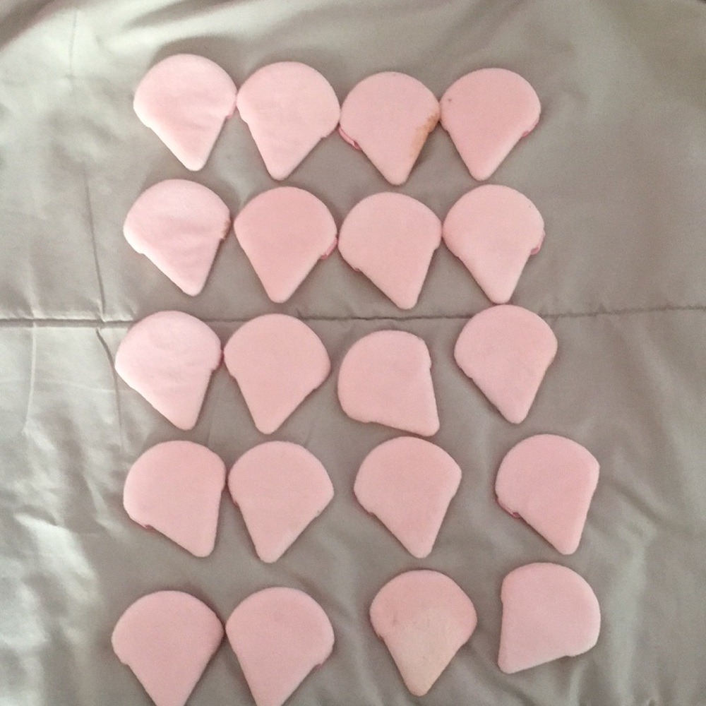Makeup sponges